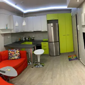 κάντε κράτηση εδώ
